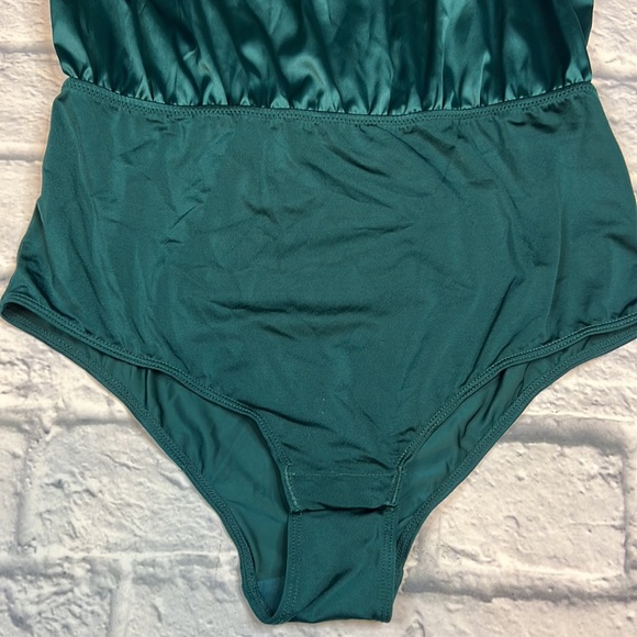 Teal nightie - Picture 3 of 10